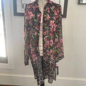 New Carmen Marc Valvo swimsuit cover up, size medium